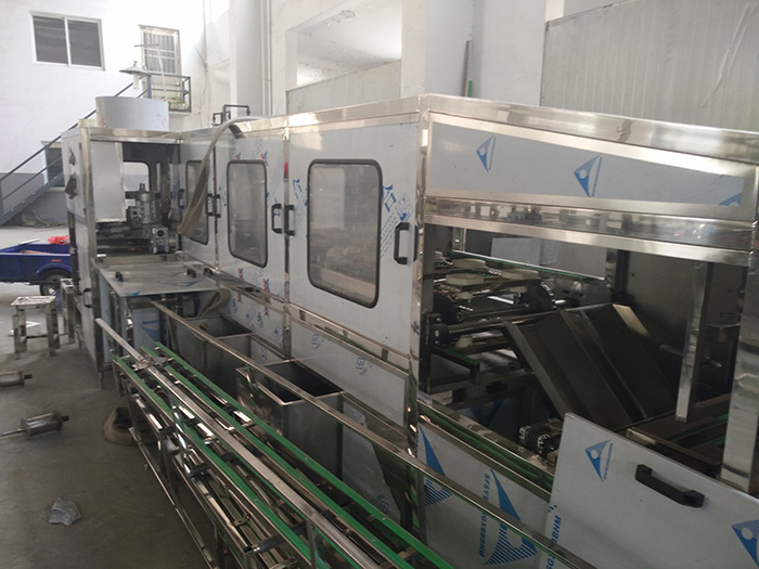 450桶大桶灌裝機(jī)